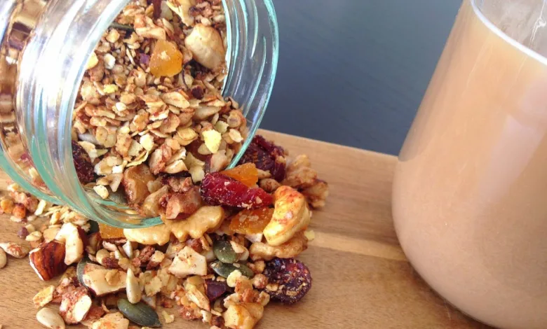 Granola Caseira: Receita Fitness Completa para Energia, Saciedade e Saúde (13) 1 Granola Caseira: Receita Fitness Completa para Energia, Saciedade e Saúde (13)