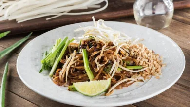 Pad Thai de Tofu: Um Prato Completo, Nutritivo e Cheio de Sabor Para Quem Busca Energia