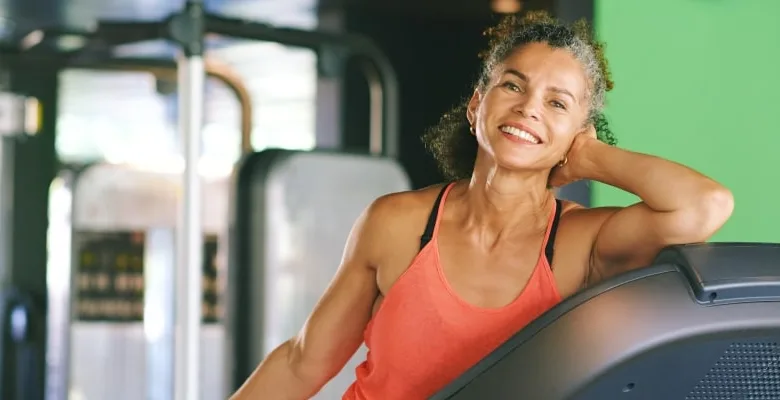 Treino para Idosos em 2026: Como o Active Aging Está Redefinindo a Longevidade