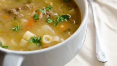 Sopa Fitness de Macarrão com Grão-de-Bico