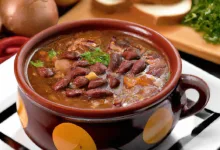 Sopa Vegetariana de Feijão-Preto: Receita Fitness Rica em Fibras e Proteínas Vegetais